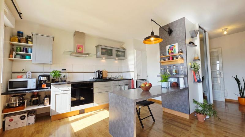 Appartement - 65 m² - 3 pièces