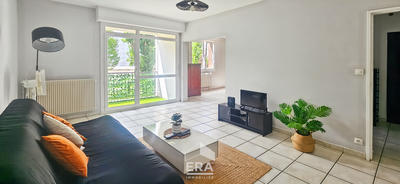 Appartement - 94 m² - 4 pièces