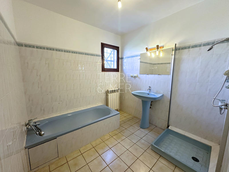 Maison - 105 m² - 4 pièces