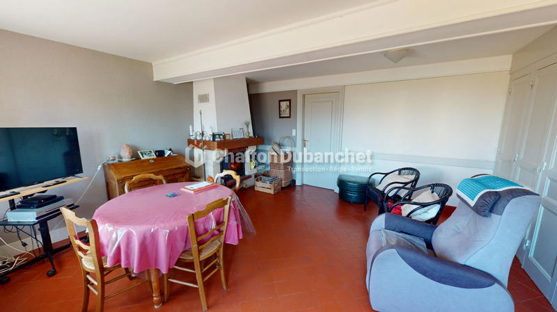 Maison - 280 m² - 9 pièces