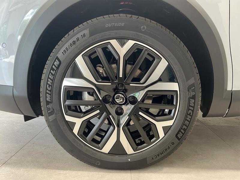 Citroën C4 III (2) 1.2 Hybrid 145 Dcs6 Max