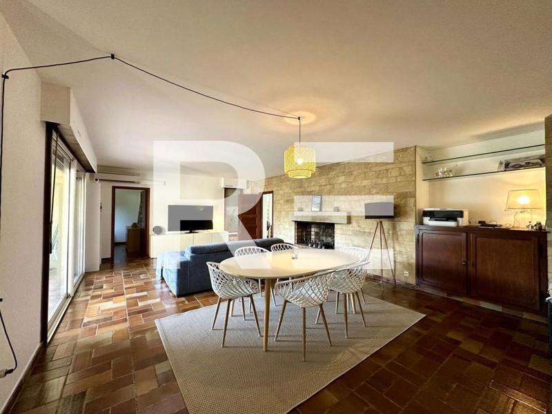 Villa - 160 m² - 6 pièces