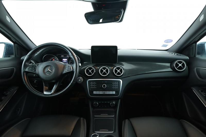 Mercedes Gla 200 Sensation 7g-Dct 156 ch