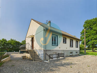 Maison - 83 m² - 5 pièces