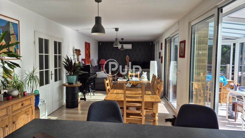 Maison - 128 m² - 7 pièces