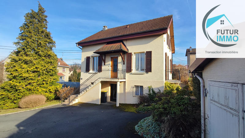Maison - 104 m² - 5 pièces