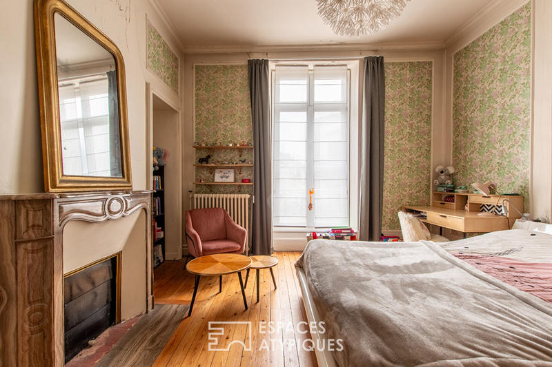 Maison - 245 m² - 13 pièces