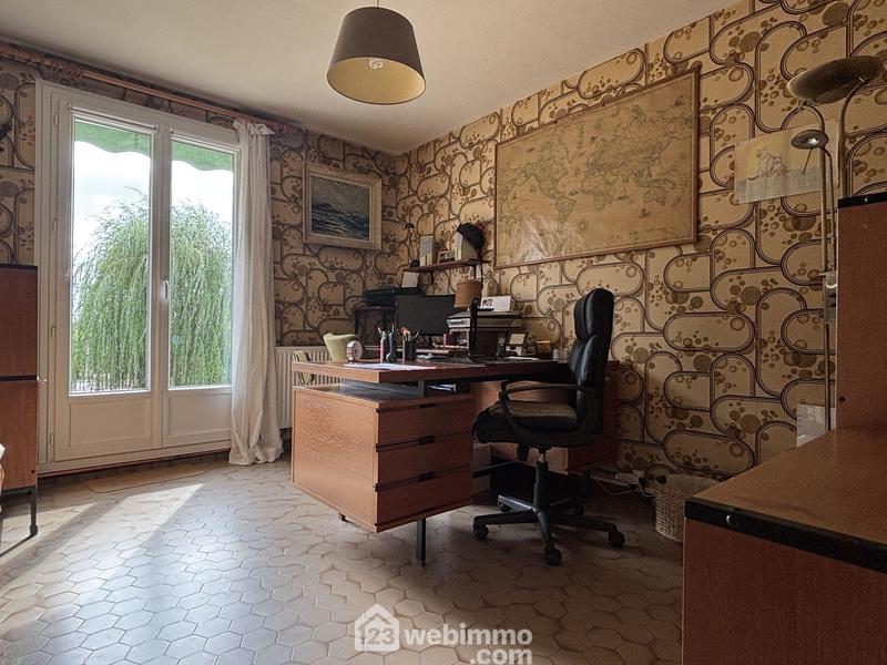 Maison - 206 m² - 11 pièces