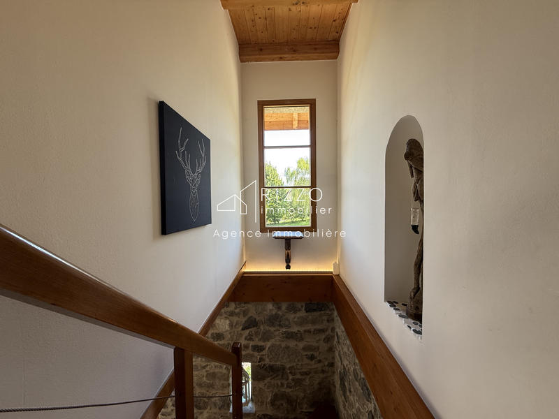 Maison - 176 m² - 5 pièces