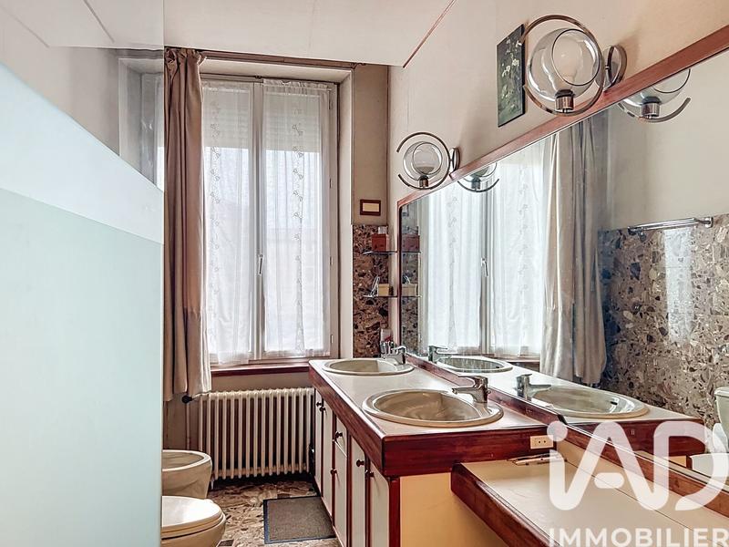 Maison de ville - 187 m² - 6 pièces