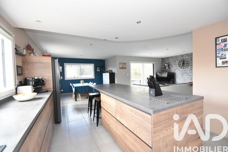 Maison - 155 m² - 6 pièces