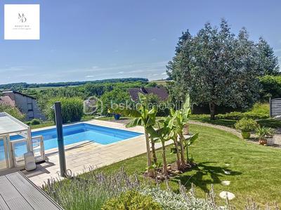 Maison d'architecte - 178 m² - 8 pièces