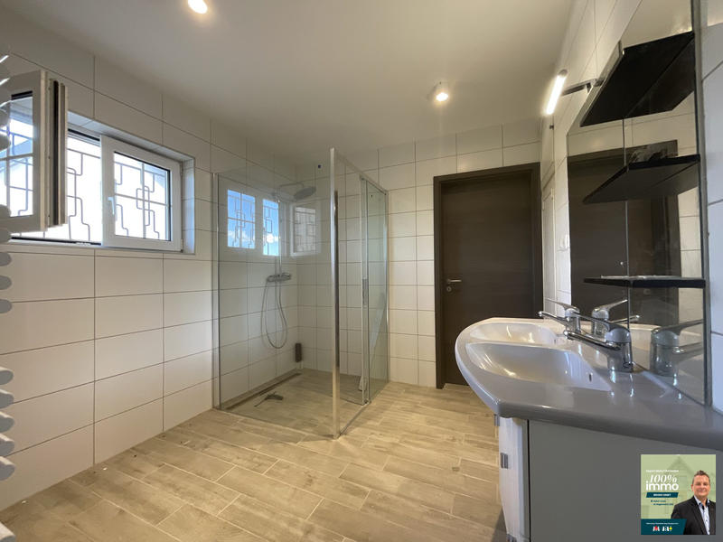 Villa - 486 m² - 11 pièces