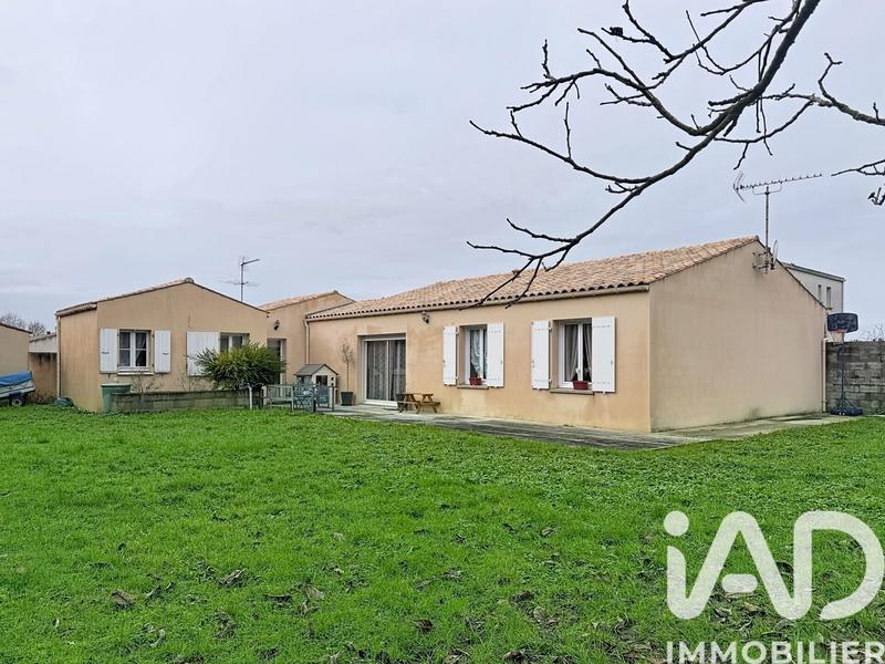 Maison - 121 m² - 5 pièces