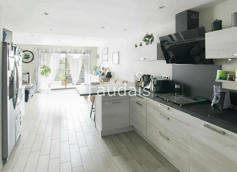 Maison - 128 m² - 6 pièces