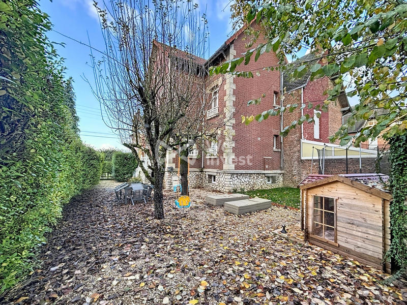 Maison - 150 m² - 9 pièces