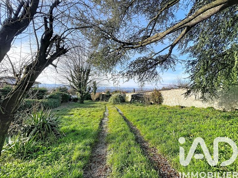 Maison de village - 245 m² - 8 pièces