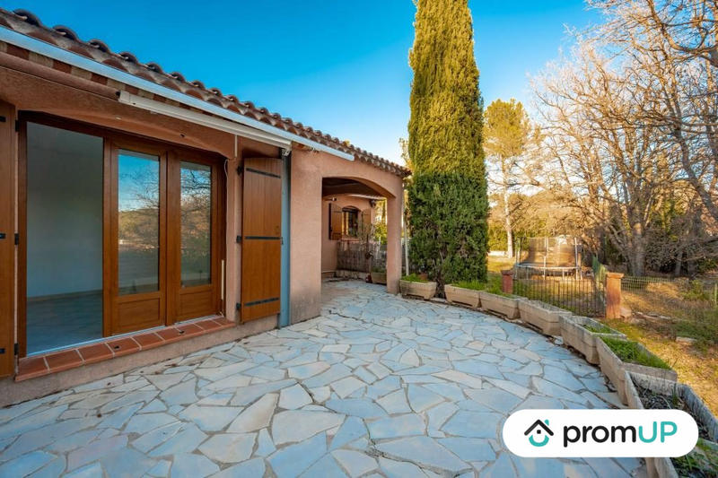 Maison - 185 m² - 7 pièces