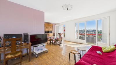 Appartement - 77 m² - 3 pièces