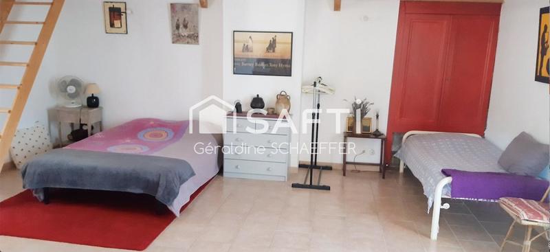 Maison - 240 m² - 7 pièces