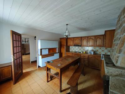 Maison - 94 m² - 4 pièces