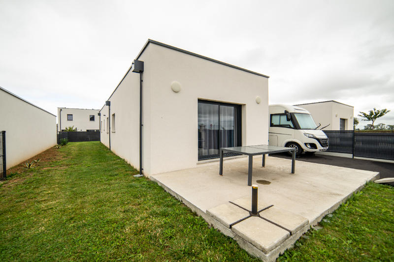 Maison - 96 m² - 4 pièces