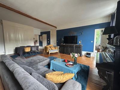 Appartement - 136 m² - 4 pièces