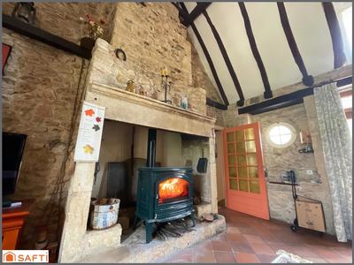 Maison - 300 m² - 12 pièces