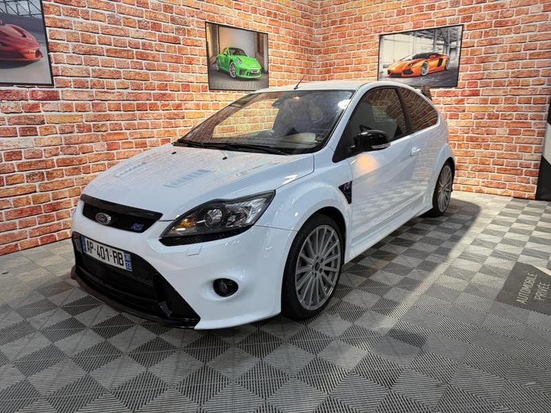 Ford Focus Rs 305 cv