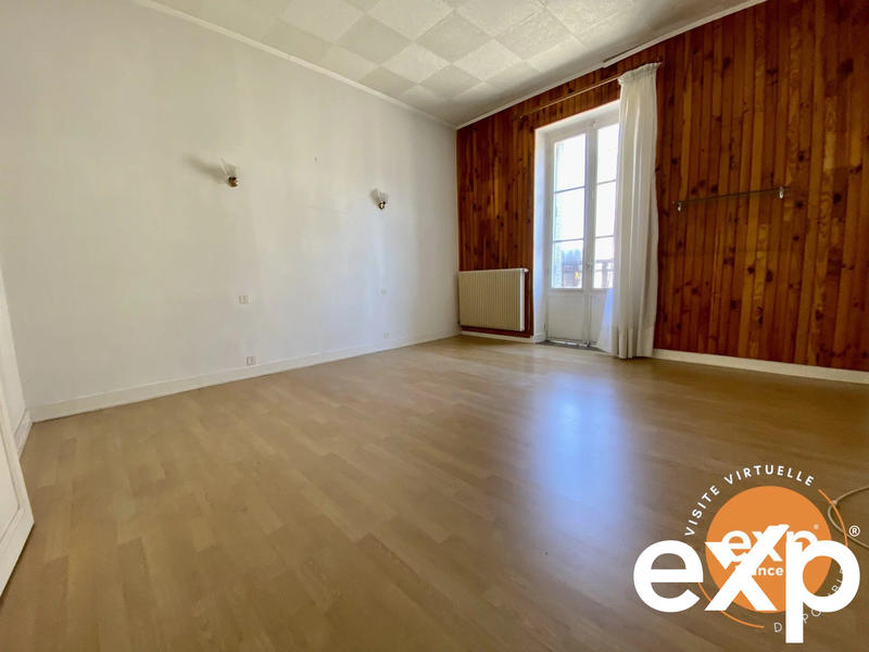 Maison - 160 m² - 5 pièces