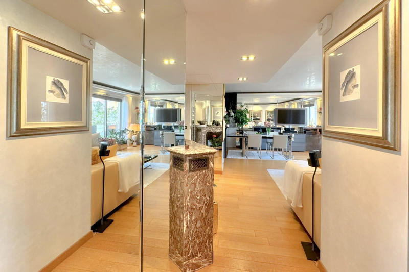 Appartement - 95 m² - 4 pièces