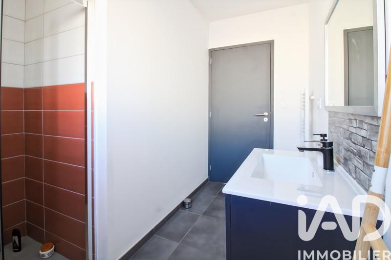 Maison - 94 m² - 5 pièces