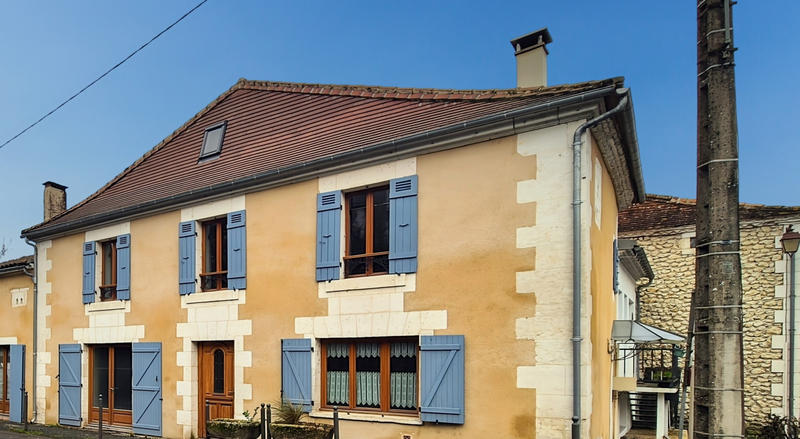 Viager - Maison - 242 m² - 9 pièces