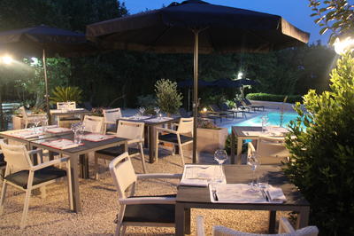 Le Hameau Fleur de Pierres Gîte Murs