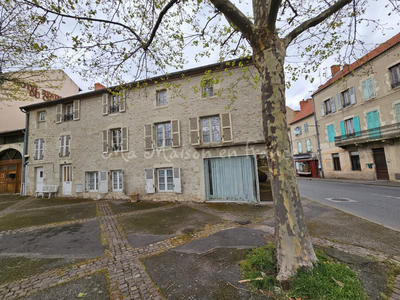 Maison - 140 m² - 7 pièces