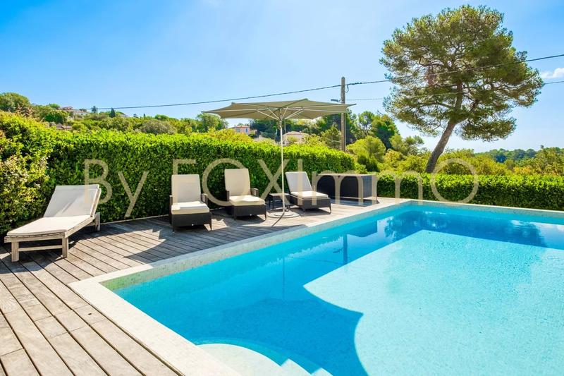 Maison - 211 m² - 6 pièces