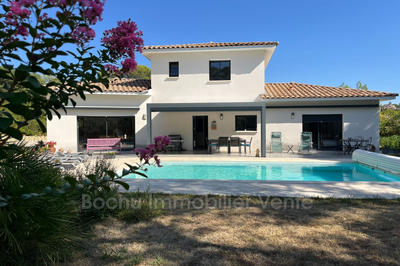 Villa - 150 m² - 5 pièces