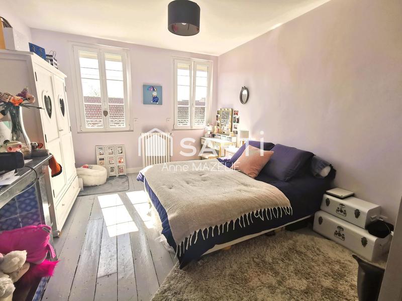 Maison - 226 m² - 7 pièces