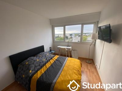 Chambre - 13 m² - 1 pièce