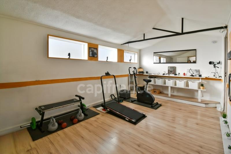 Maison - 143 m² - 3 pièces