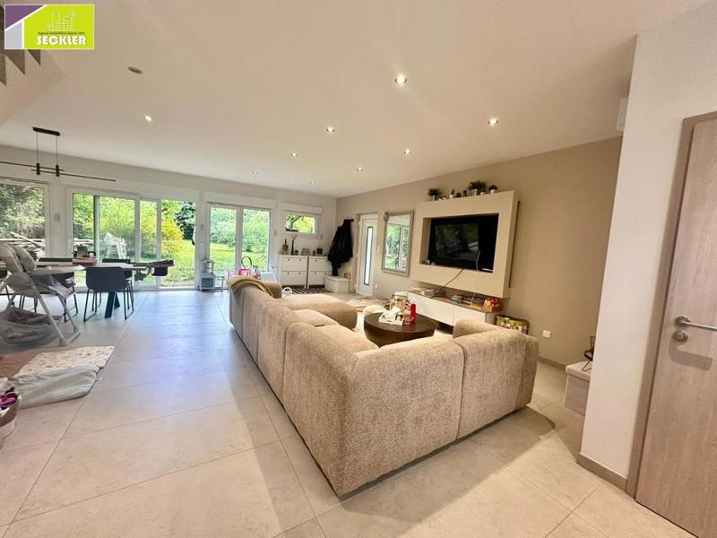 Maison traditionnelle - 125 m² - 5 pièces