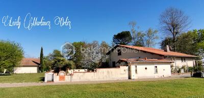 Maison - 160 m² - 6 pièces