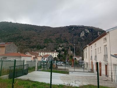 Maison de ville - 97 m² - 4 pièces