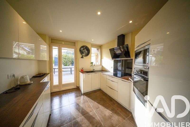 Maison - 108 m² - 5 pièces