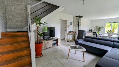 Maison - 120 m² - 4 pièces