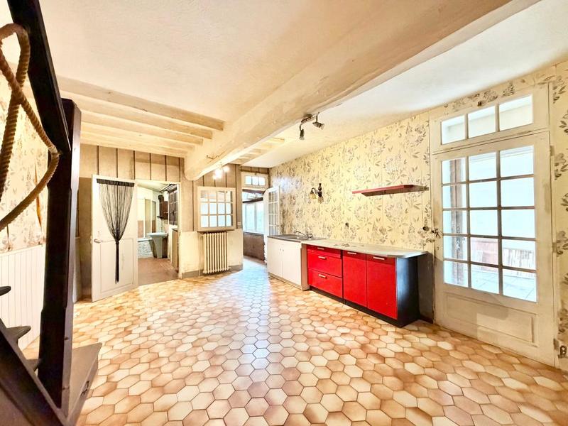 Maison - 104 m² - 5 pièces