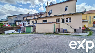 Maison - 586 m² - 24 pièces