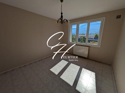 Appartement - 66 m² - 4 pièces