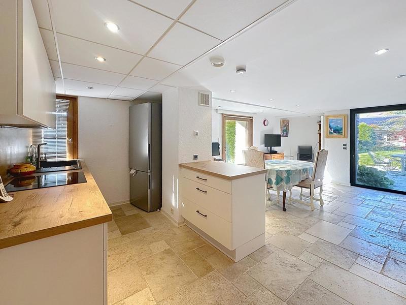 Maison - 297 m² - 11 pièces