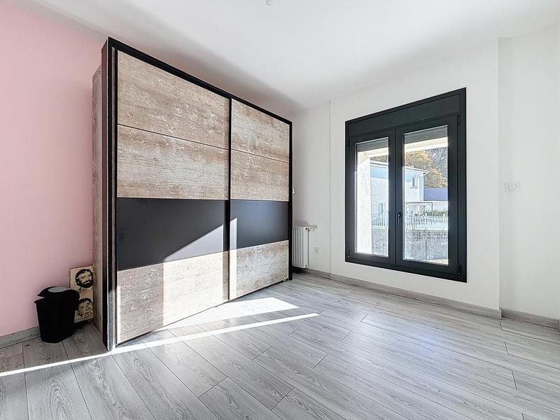 Maison - 195 m² - 6 pièces